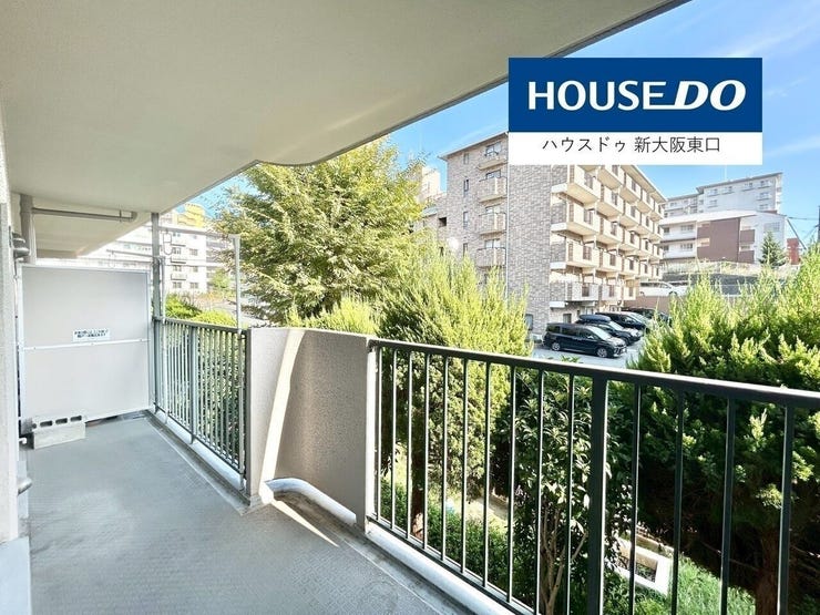 5帖の子供部屋の北西向きバルコニー