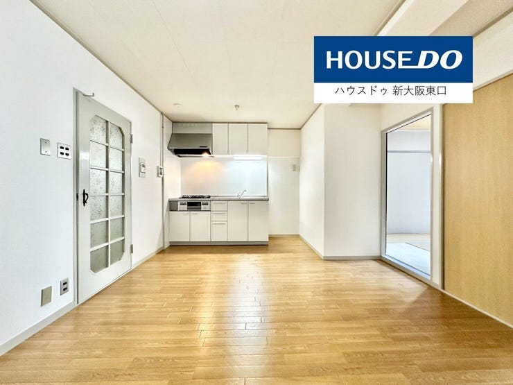 【外観】
鉄骨鉄筋コンクリート造11階建て