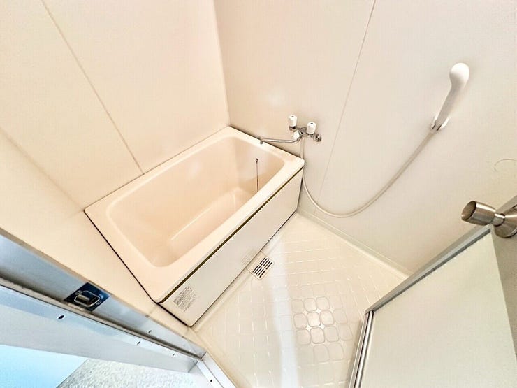 お風呂もハウスクリーニングが入っていますので綺麗に清掃されていました。