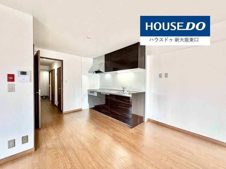 【新調】
オール電化のシステムキッチンです。