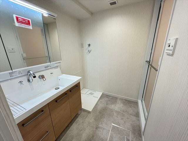 床は、ふき取りがしやすいクッションフロアが使用されています。明るさもありながら清潔感のある印象に♪
(2025年11月20日撮影)