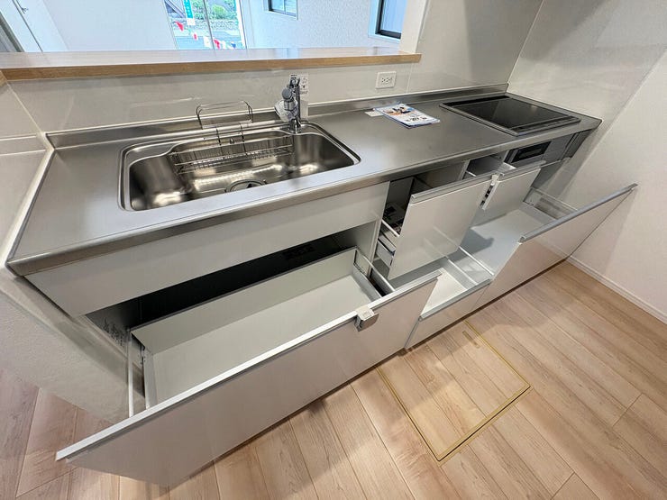 【同型写真】
※色は異なる場合がございます。