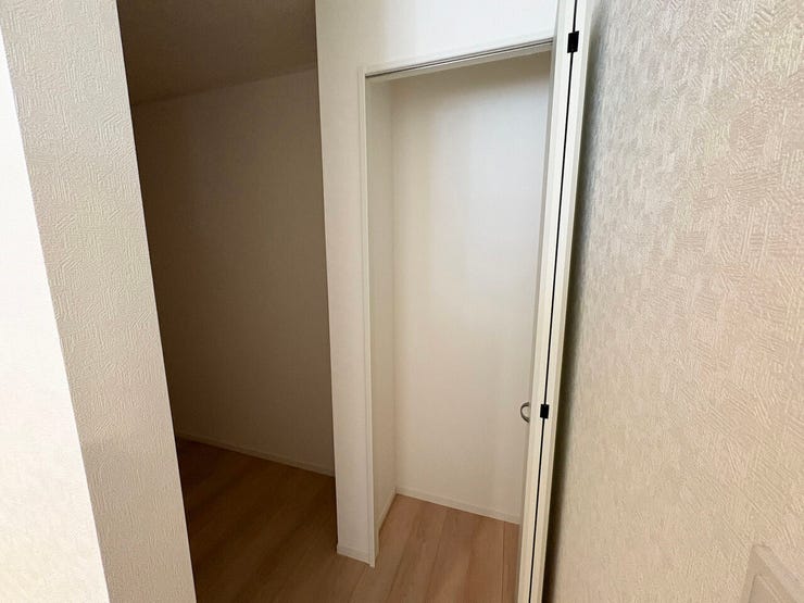 【同型写真】
※色は異なる場合がございます。