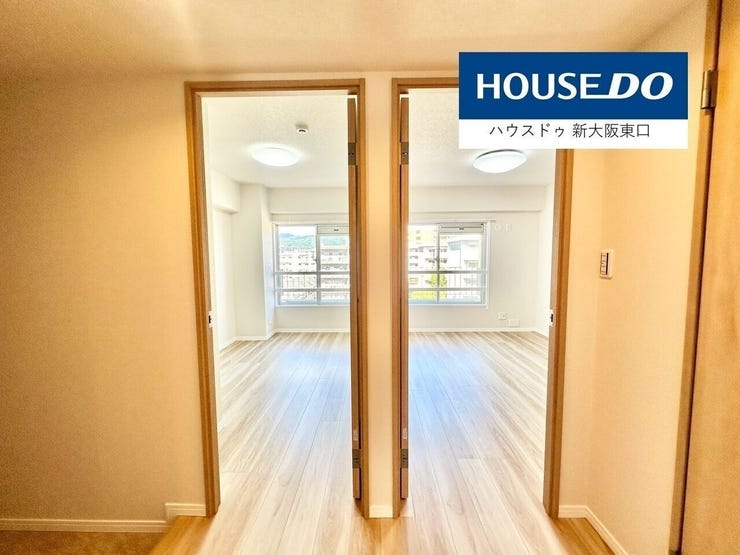 北側に洋室2つ。
いずれもとても明るいお部屋です。