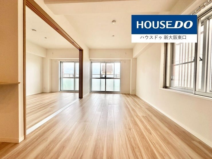 角部屋二面採光
照明がなくても本が読めるほどの明るさ。