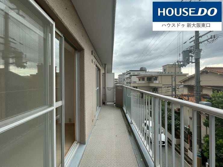 洋室6帖
こちらもフローリングを張替え済み
綺麗!