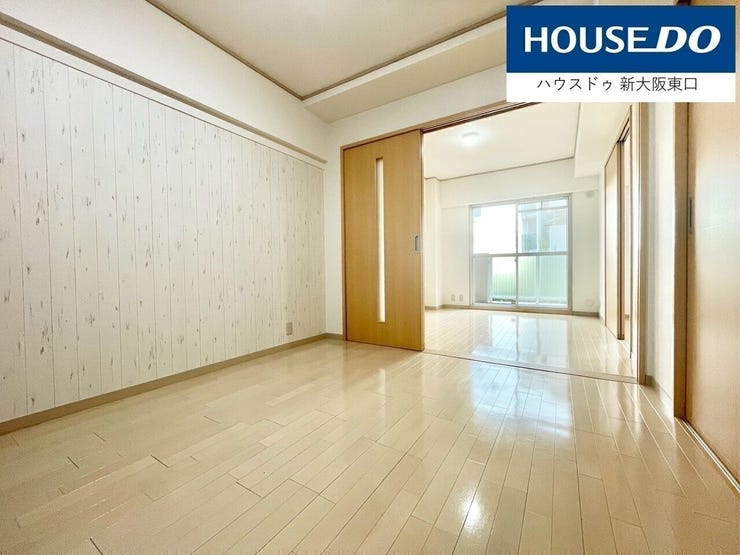 天井が高く、開放感があります。