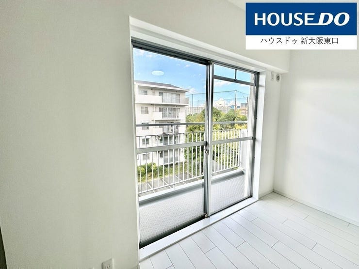 北側のお部屋にもバルコニーがございます。