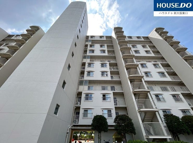 14.1帖LDK★
デットスペースが少なく家具も自由にアレンジしやすいですね!