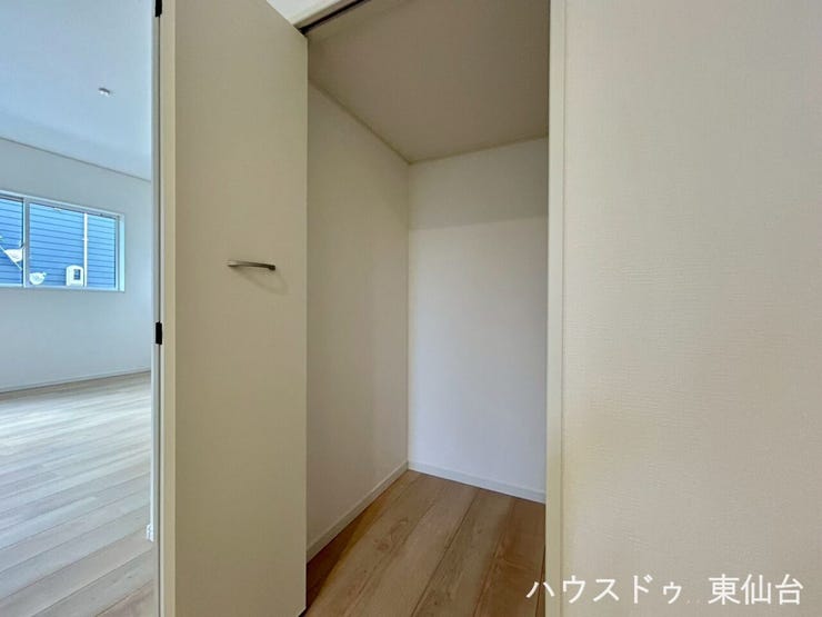 「使いたいときにすぐ取り出せる」「見やすく整理ができる」工夫が詰まった収納スペースで、忙しい家事をサポートします。