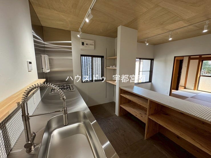 【外観】
オシャレなカフェのようなキッチン♪