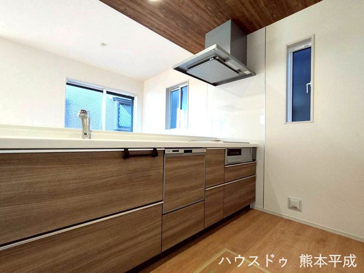 真新しいキッチンで楽しくお料理