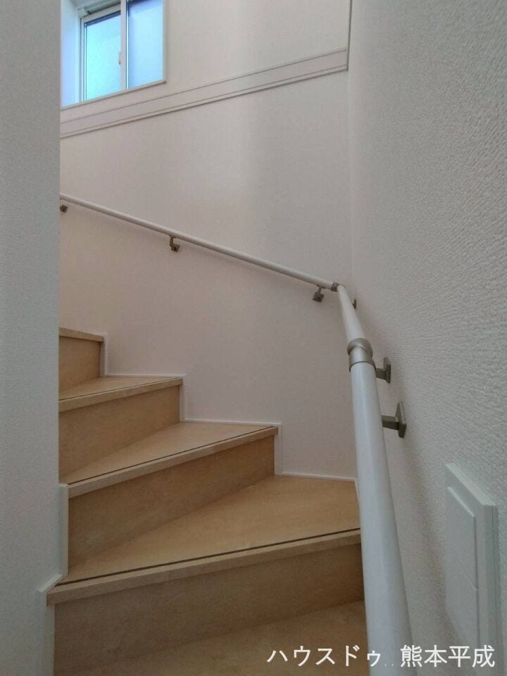 オシャレな曲線階段