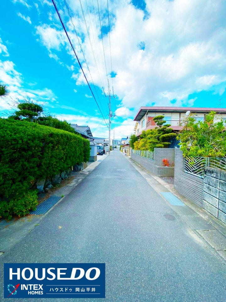 落ち着いた環境で子育てを!
広く整備された道路は、車通りが少なく安心ですね。
