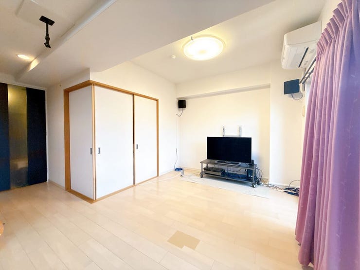 自然光が降り注ぎ明るく広々としたLDK◎