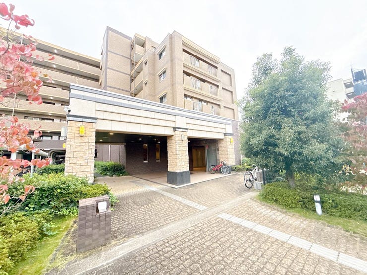 付近には緑や山など多く、豊かな自然の風景を望んでいただけます◎