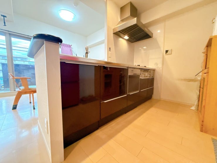 3口コンロなので同時に調理ができ、お料理もはかどります。