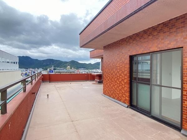 ルーフバルコニー