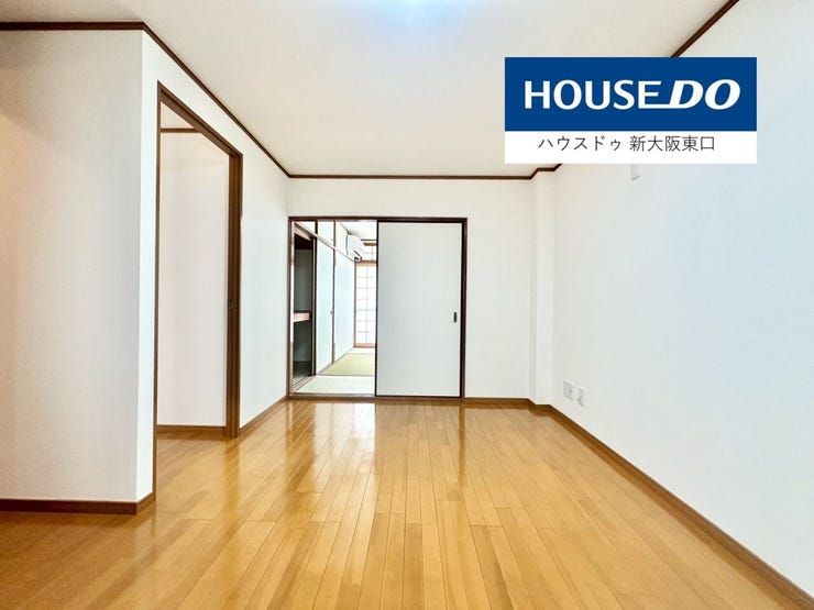 フローリングなど歪みや汚れもなくピカピカです。