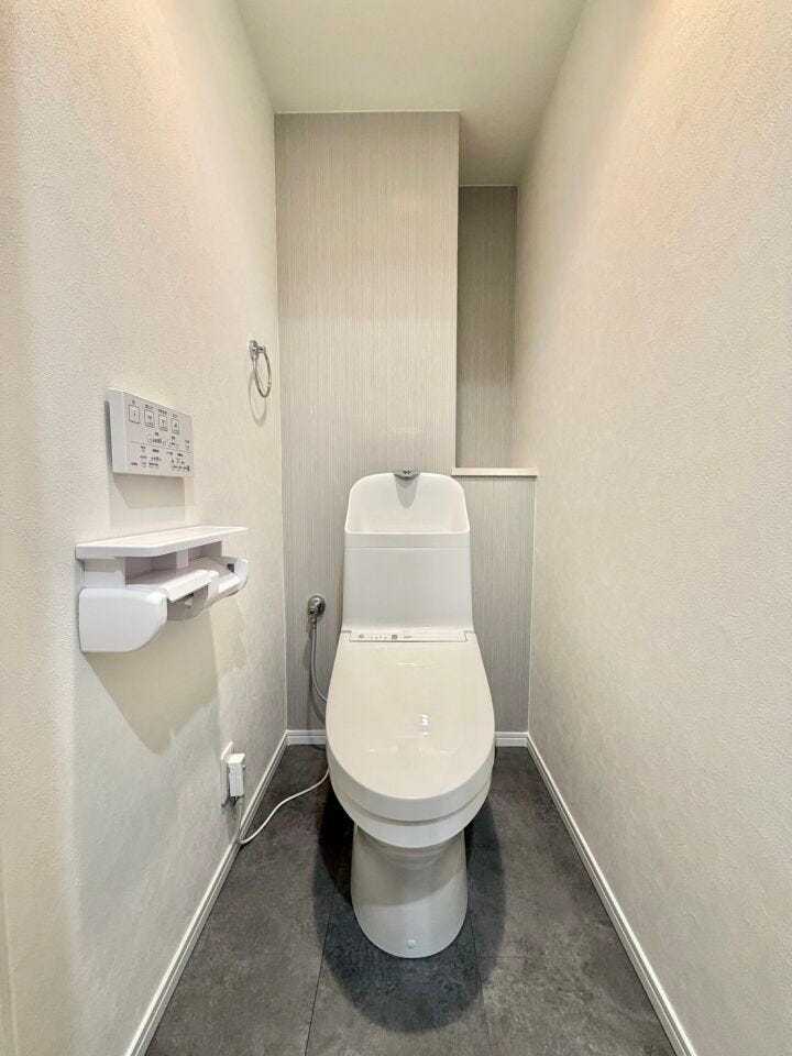 お手入れしやすい温水洗浄便座で、毎日快適♪