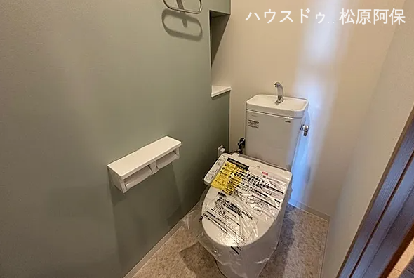 壁紙がかわいいトイレ