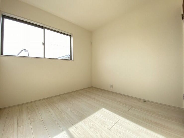 広すぎず狭すぎず、子ども部屋としてちょうど良い仕様。(新築時写真)