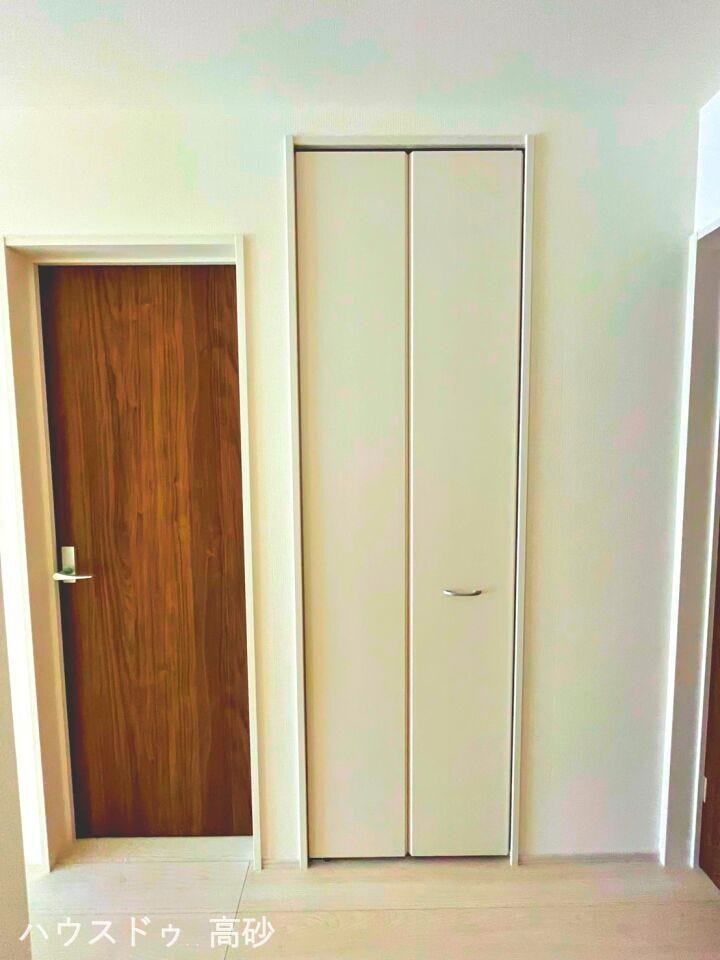 キッチン横の収納です。パントリーとしても大活躍!(撮影日:2026.3.19)