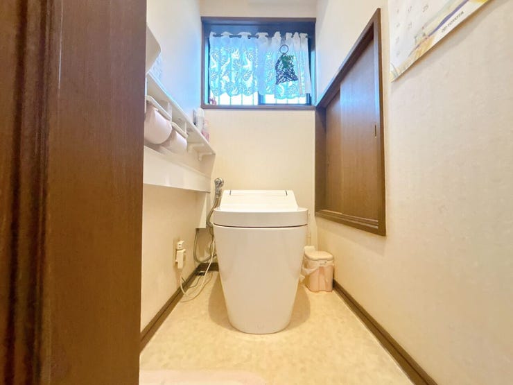 ウォシュレット付きトイレです。