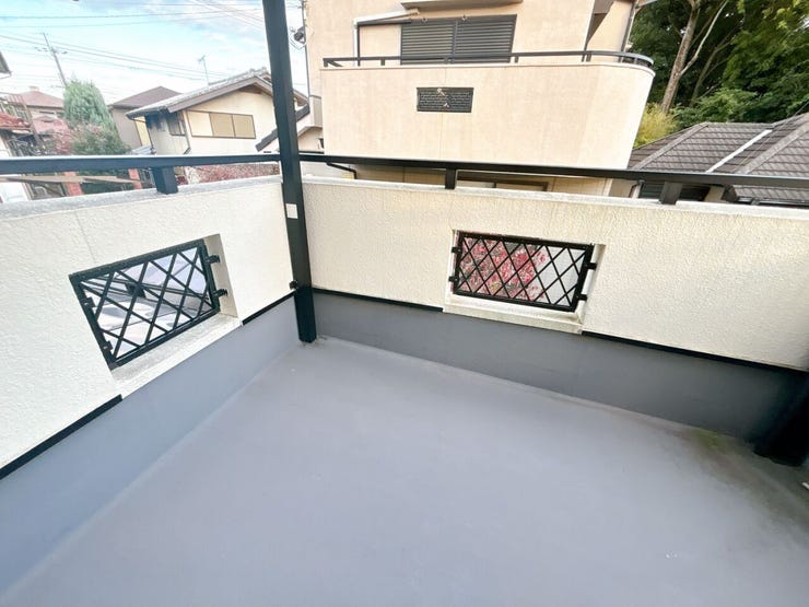 インナーバルコニーは雨の日の洗濯物も安心です。