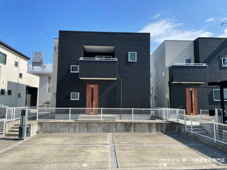 (2022年3月建築時の外観写真です。)
