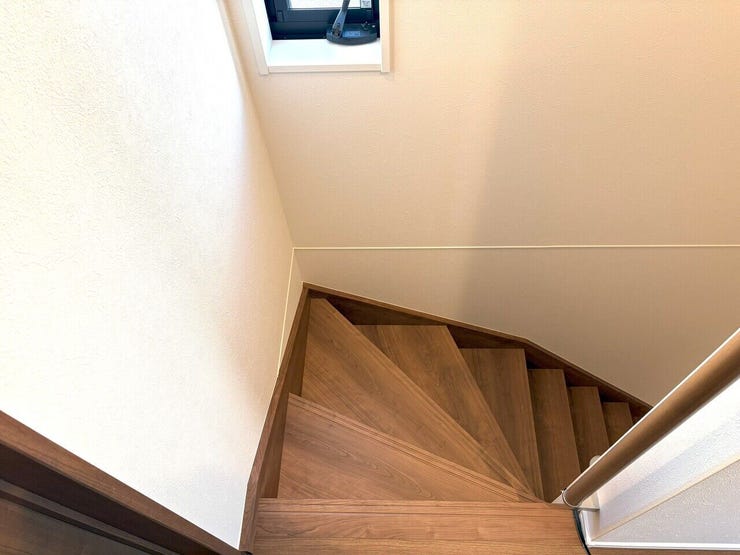 ◇窓を開けることで空気の流れが良くなり、家全体の換気効率もアップします