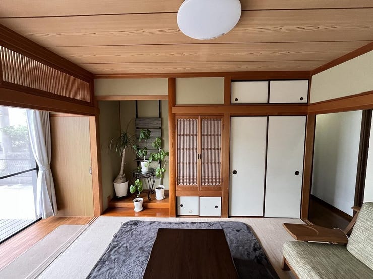 和室は縁側付きで客間としても♪