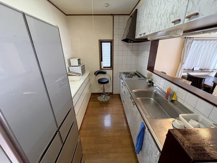 キッチンは対面式でリビングのお子様の様子もちゃんと見られます◎