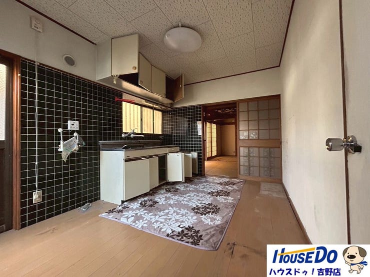 《リフォームのご相談も承ります》キッチンやトイレ、お風呂などの水回り設備の新品交換など、お客様のご要望ご予算をヒアリングさせて頂き、提携のリフォーム業者と一緒に現地にて打合せを行います。