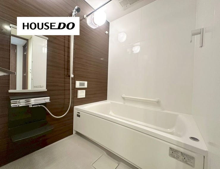 上品なデザインの浴室で、毎日のバスタイムが快適♪