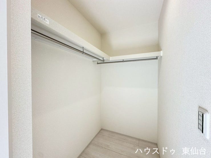 リビング脇には使い勝手の良いファミリークローゼット!