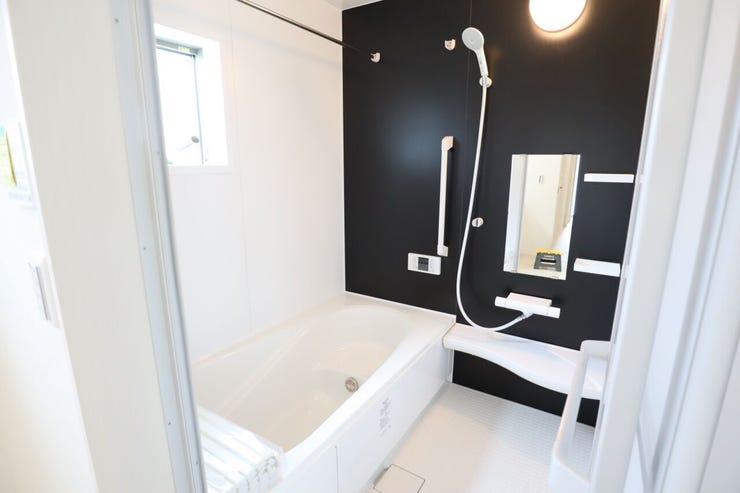 ◇浴室◇ 同仕様
一坪サイズの浴室で足が伸ばせて快適です♪
浴室暖房乾燥機付で、雨の日でも洗濯物が乾かせます♪