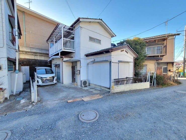 【外観】
◇バス利用でJR「北浦和駅」/JR「さいたま新都心駅」/JR始発駅「大宮駅」ご利用可能♪