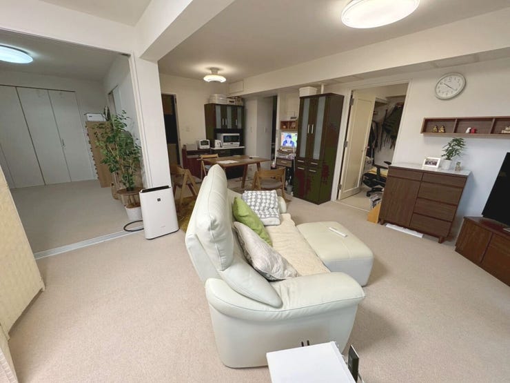 ≪リビング≫
約17.9帖の広々とした空間。ご家族でゆったりと寛げます。