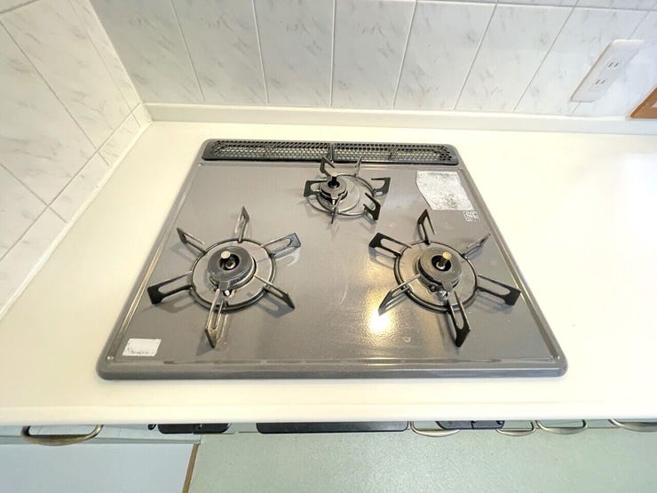 ◇3口コンロつきで家事効率を高めます