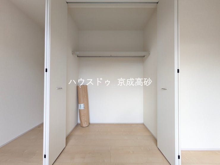 適材適所の収納付きです。