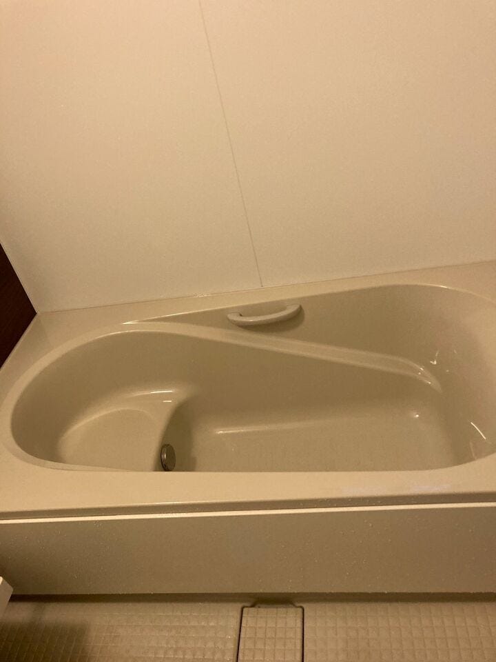 段差付きの浴槽で半身浴もできます