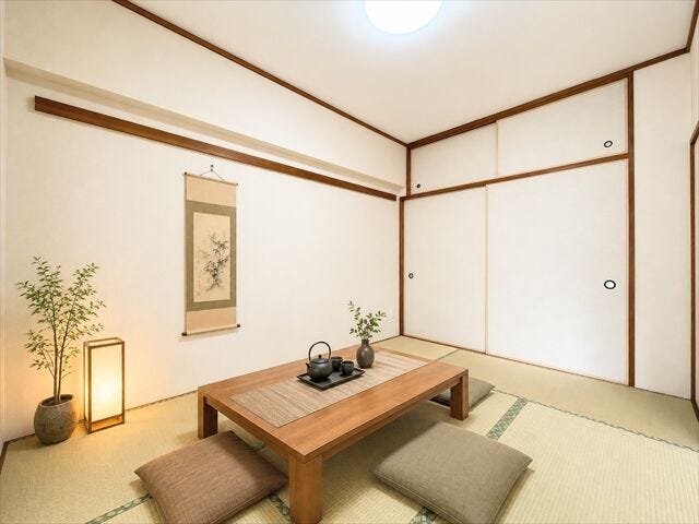 柔らかであたたかな感触の畳は
ほどよく湿気を吸ってくれるので、直接肌に触れても快適です。
お昼寝の場所にも最適です。