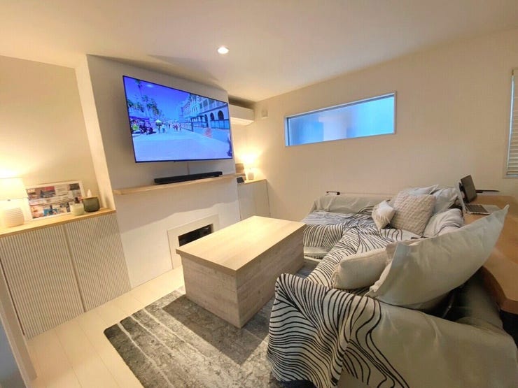 ◇壁面を活かしたインテリア配置でおしゃれな空間に♪