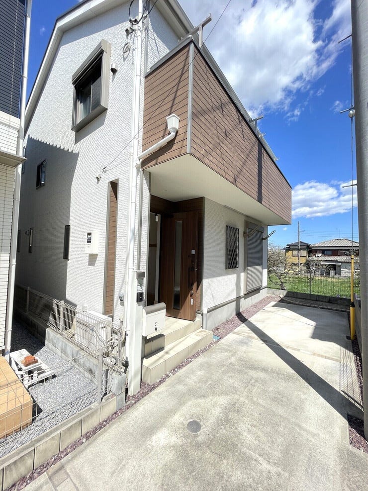 【外観】
◇JR「土呂駅」まで徒歩約10分(約750m)
→複数路線ご利用可能!さらにターミナル駅「大宮駅」までも1駅でアクセスしやすい♪