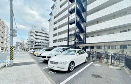 【西友まで徒歩6分・イキイキ生鮮市場まで徒歩8分】周辺施設充実で安心です♪