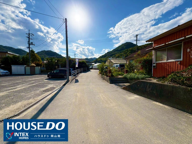 【お好きな建築会社で夢を実現!】
建築条件なし!
憧れのハウスメーカーや工務店で、細部までこだわった家づくりで夢を実現!
ご紹介も可能ですので、お気軽にお問い合わせください◎