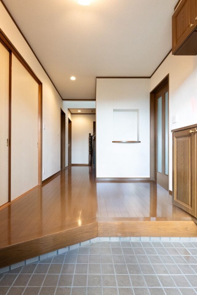 玄関も広いスペースとなっております。