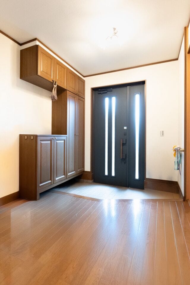 玄関も広いスペースとなっております。