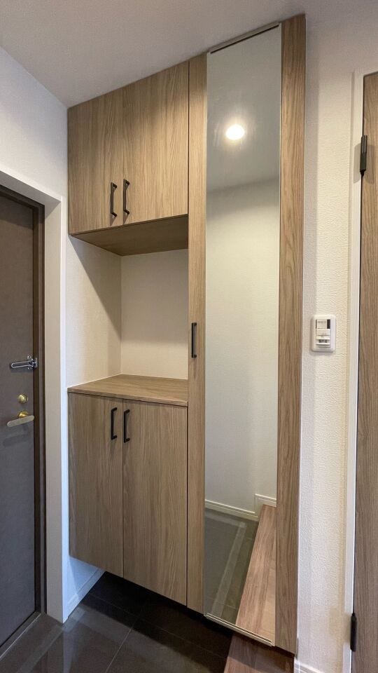 大きめのシューズボックスで、ついつい増えてしまう靴もきちんと収納できます